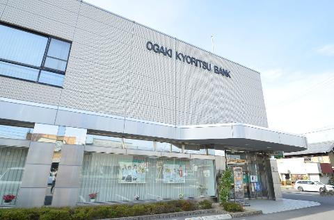 その他　大垣共立銀行瑞浪支店（その他）まで377m