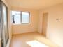 居室・リビング　★明るい２面採光の角部屋です★
