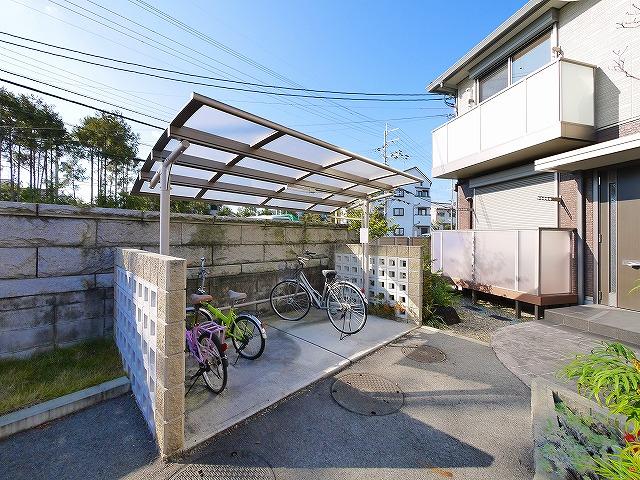 その他共有部分　自転車置き場があります。