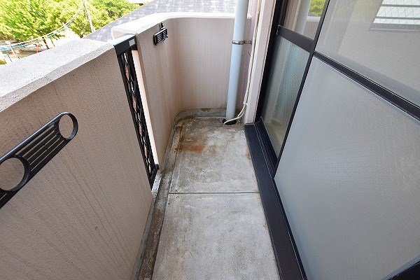 バルコニー　洗面・洗濯機置き場