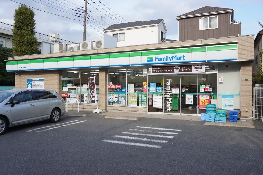 コンビニ　ファミリーマート 川口十二月田店（コンビニ）まで538m