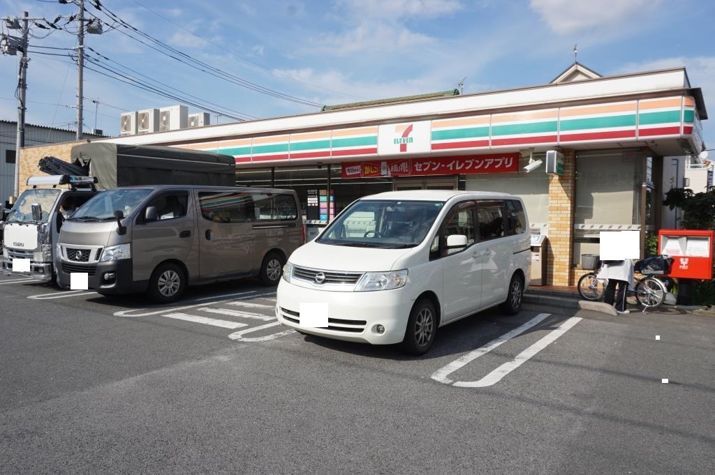 コンビニ　セブンイレブン 川口朝日3丁目店（コンビニ）まで700m