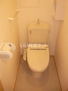 グレイス Villa Iのトイレ写真