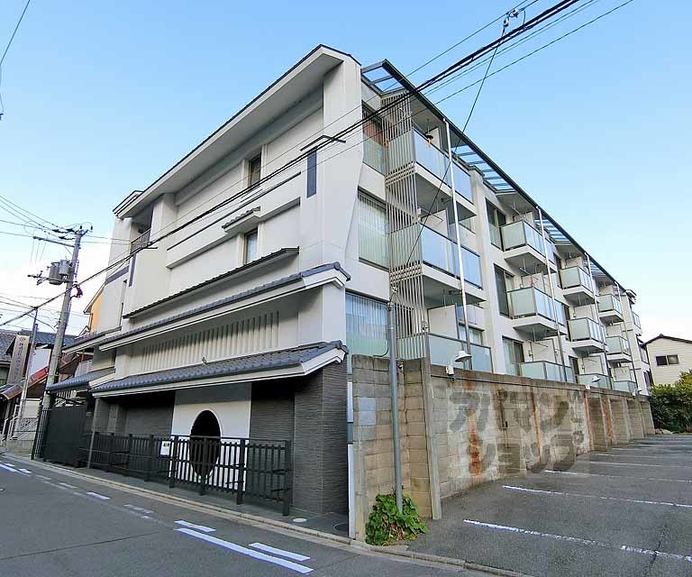 プラネシア烏丸御池の外観写真
