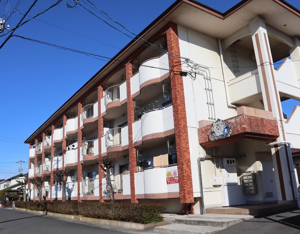 建物外観　本店まで♪