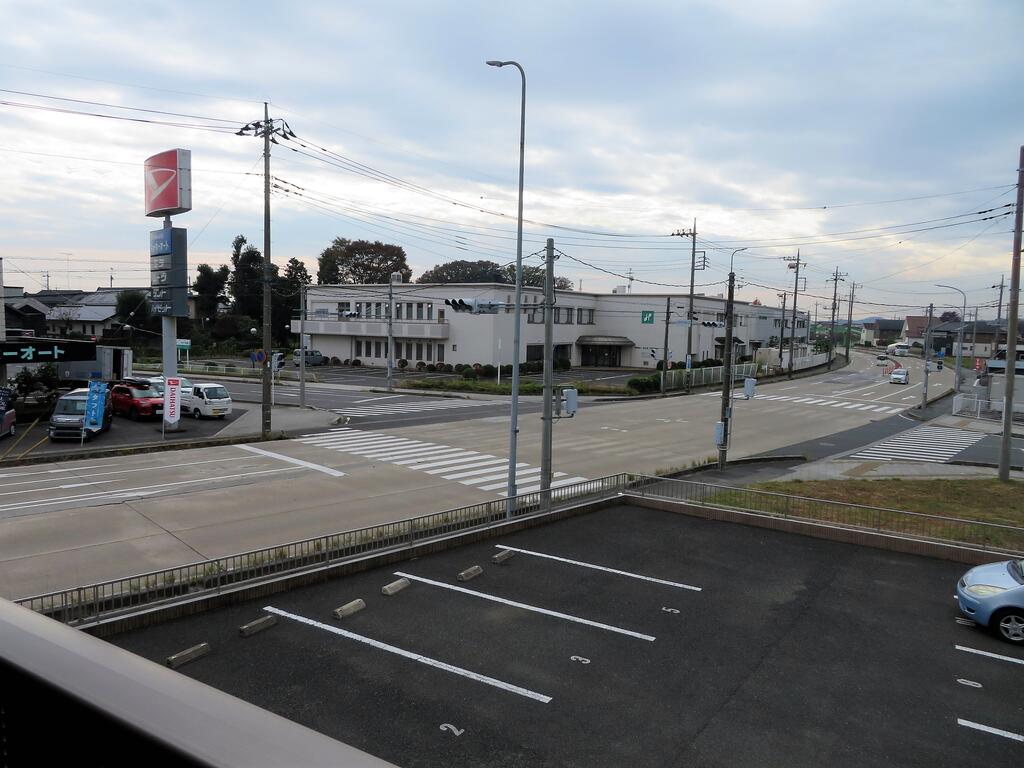 バルコニー　南面バルコニーで日当たり良好です！