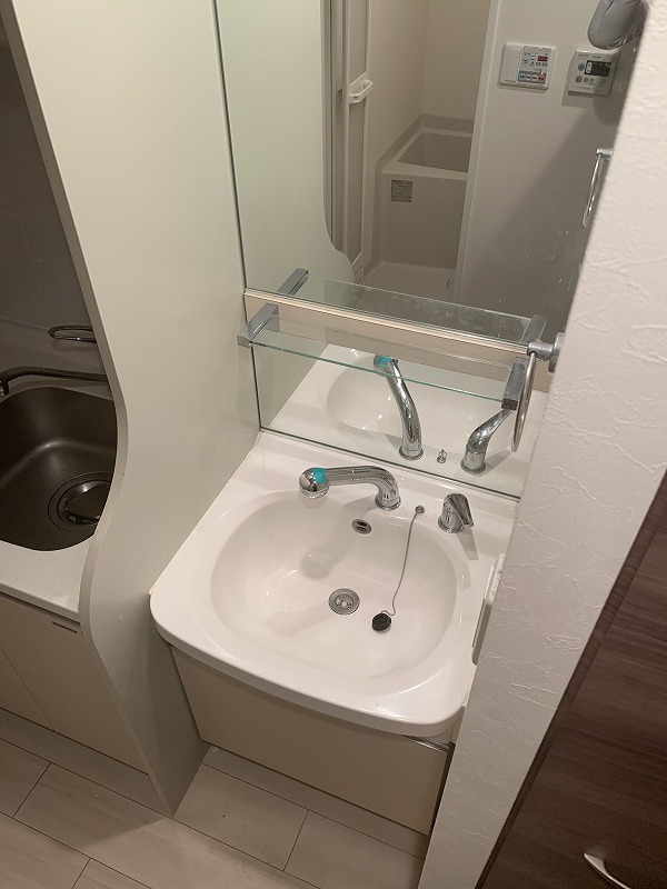 洗面設備　独立洗面台