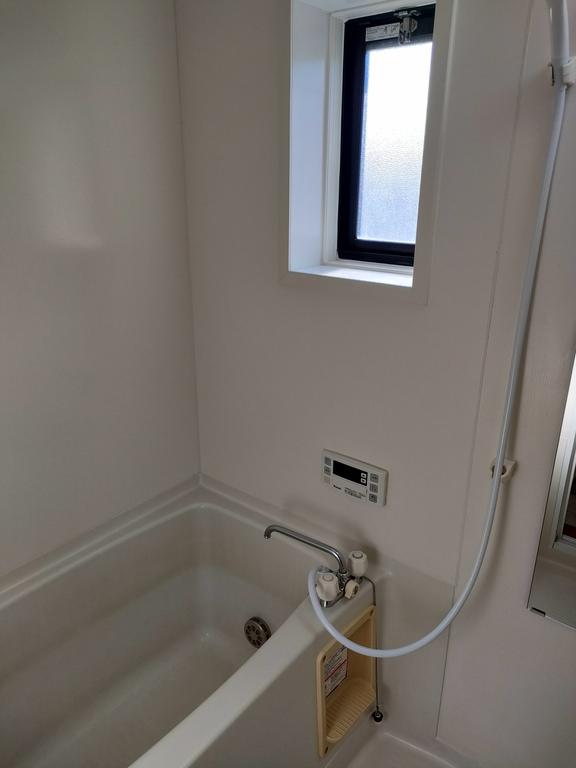 バス・シャワールーム　追い焚き給湯付き