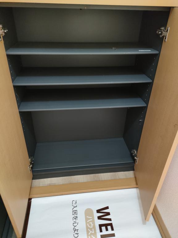 玄関　玄関収納