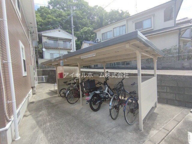 ＪＲ呉線 広駅 バス乗車時間：3分 最寄りバス停で下車 徒歩10分 2階建 築20年の外観写真