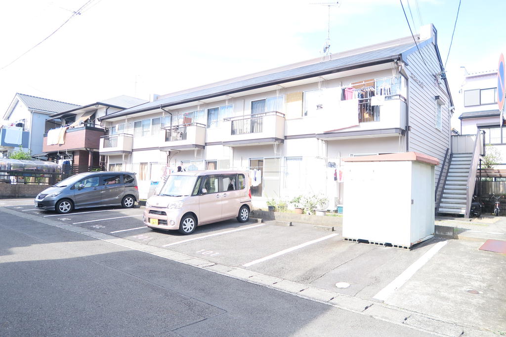 コンシェール大沢の外観写真