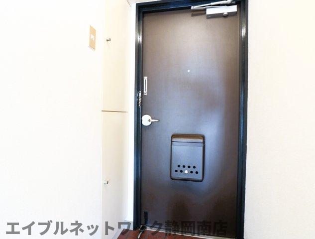 玄関　シンプルで使いやすい玄関です