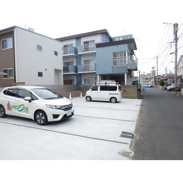 駐車場　敷地外駐車場