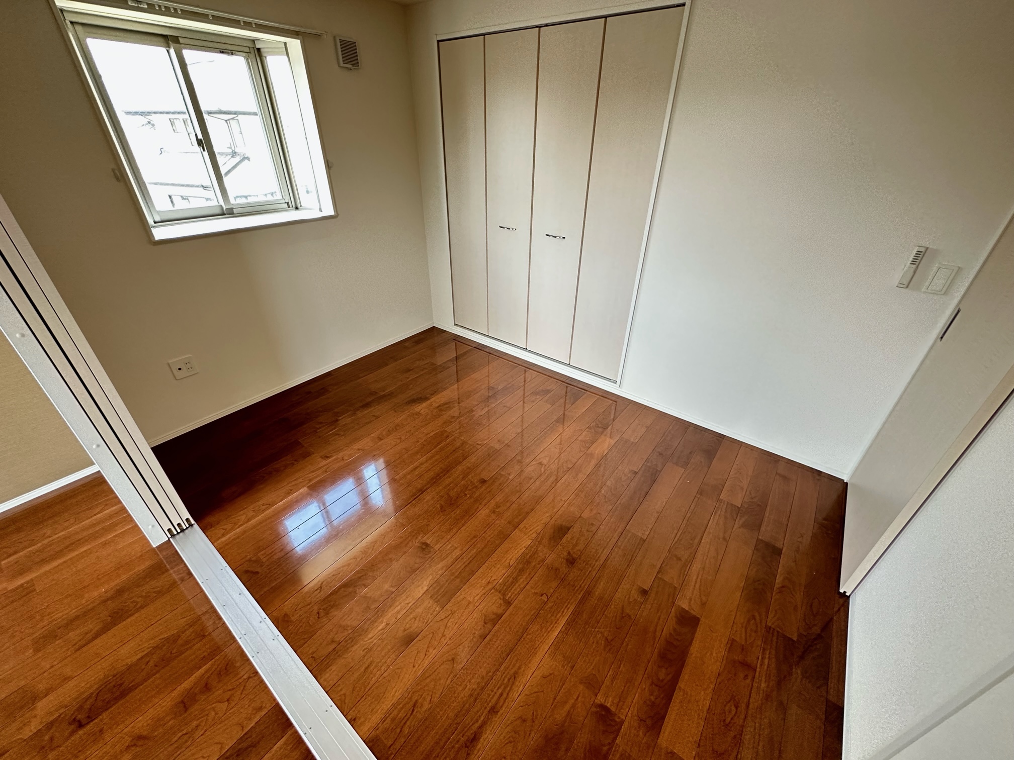 その他　反転タイプ写真