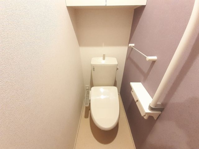 【葛城市新庄のアパートのトイレ】