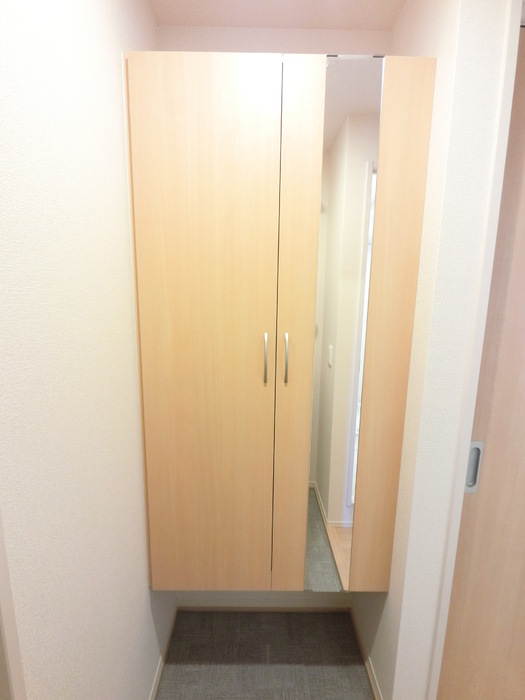 玄関　シューズボックス