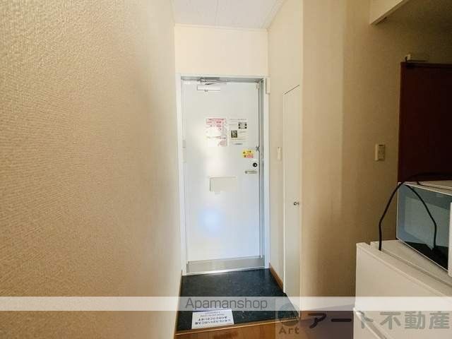 レオパレスヴェルデの玄関写真