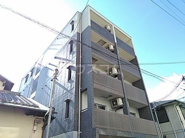 茨木市片桐町のマンションの建物外観