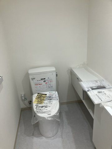 【広尾アパートメントのトイレ】