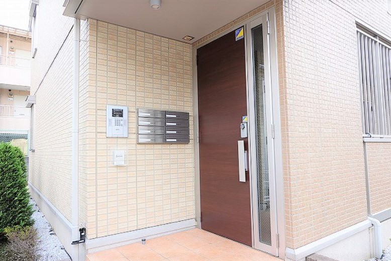 その他部屋・スペース　角部屋2面採光で日当たり風通し良好です。