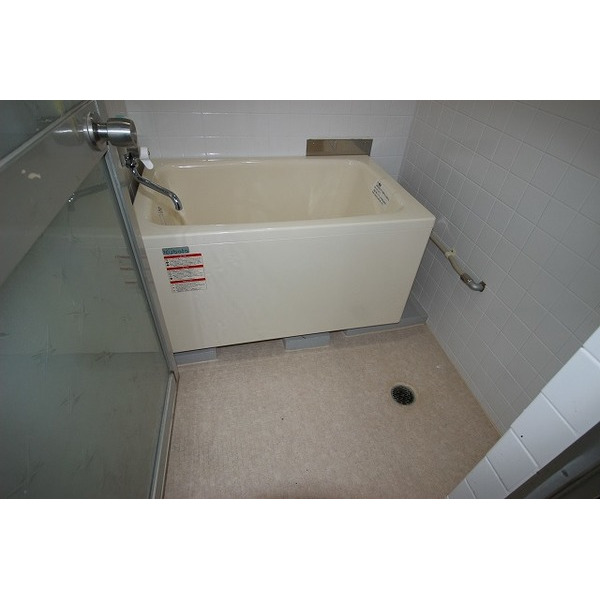 バス・シャワールーム　※現況を優先します。