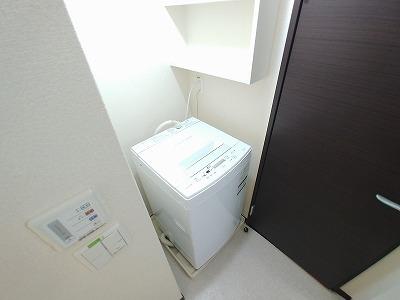 洗面設備　冷蔵庫、テレビ、洗濯機などの家具家電付き