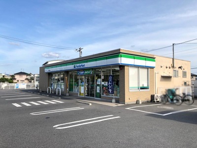 コンビニ　ファミリーマート 倉敷鶴の浦店（コンビニ）まで593m