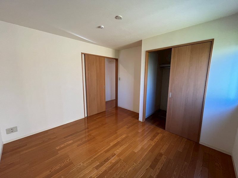 その他部屋・スペース　洋室※同物件反転間取りの写真です。