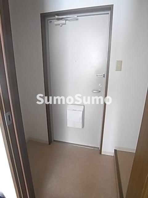 玄関　収納もある玄関です