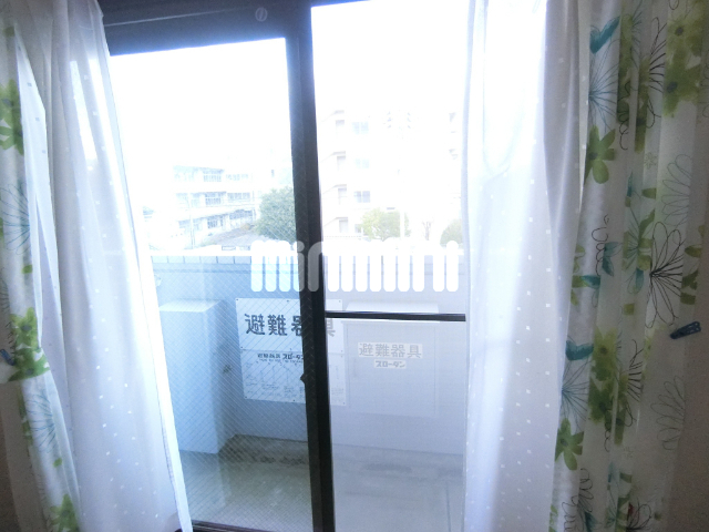 眺望　東向きです。