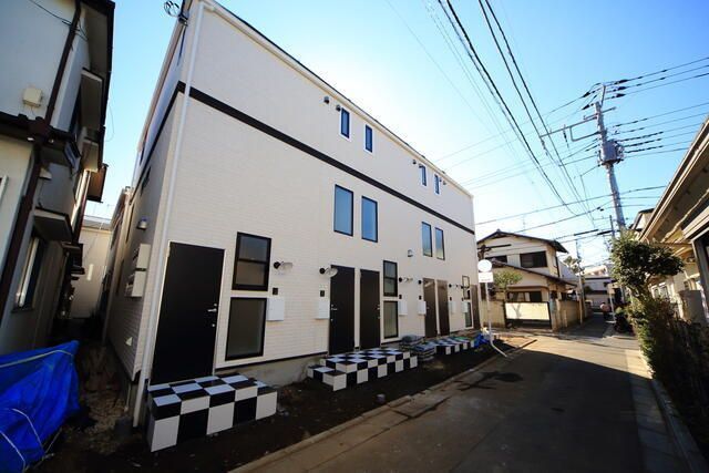 東急田園都市線 三軒茶屋駅 徒歩7分 2階建 築10年の外観写真