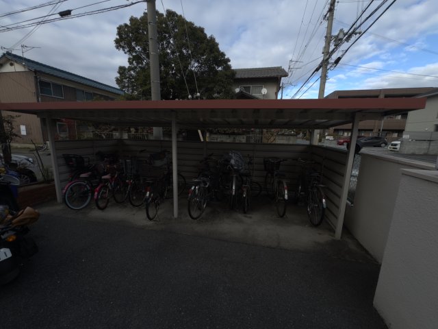 その他　駐輪場（その他）まで30m