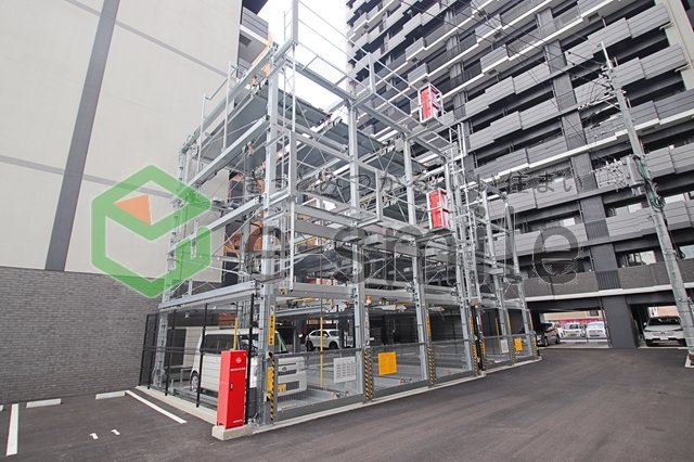 駐車場　駐車場に車を止められます