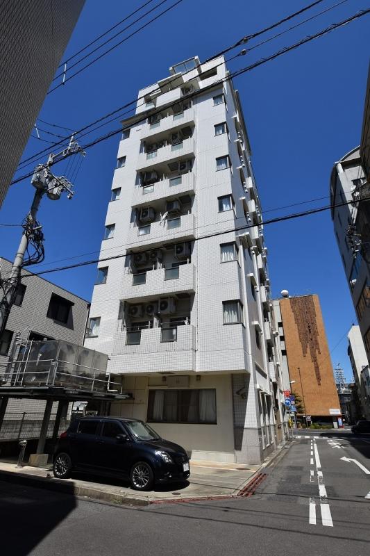 高松市田町のマンションの建物外観