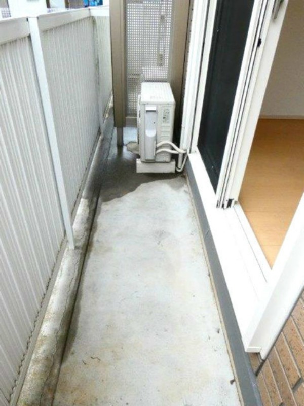 バルコニー　図面と現状に相違がある場合には現状を優先