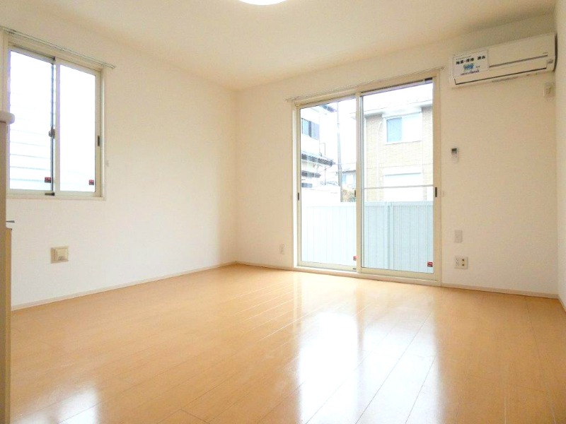 居室・リビング　図面と現状に相違がある場合には現状を優先