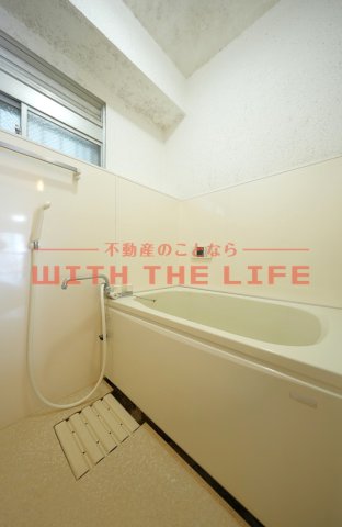 バス・シャワールーム　ゆったり過ごせるお風呂です