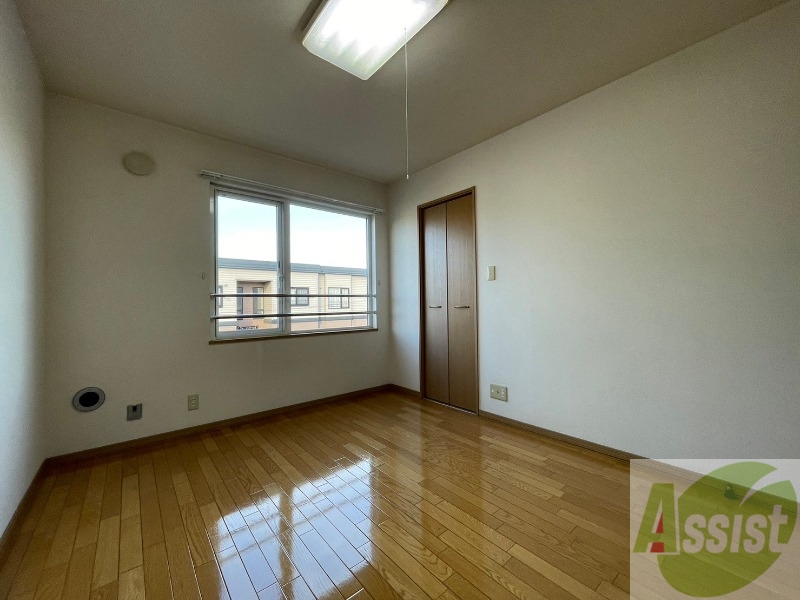 その他部屋・スペース　寝室は建具で仕切られているので、寝室の空間を作れますね！