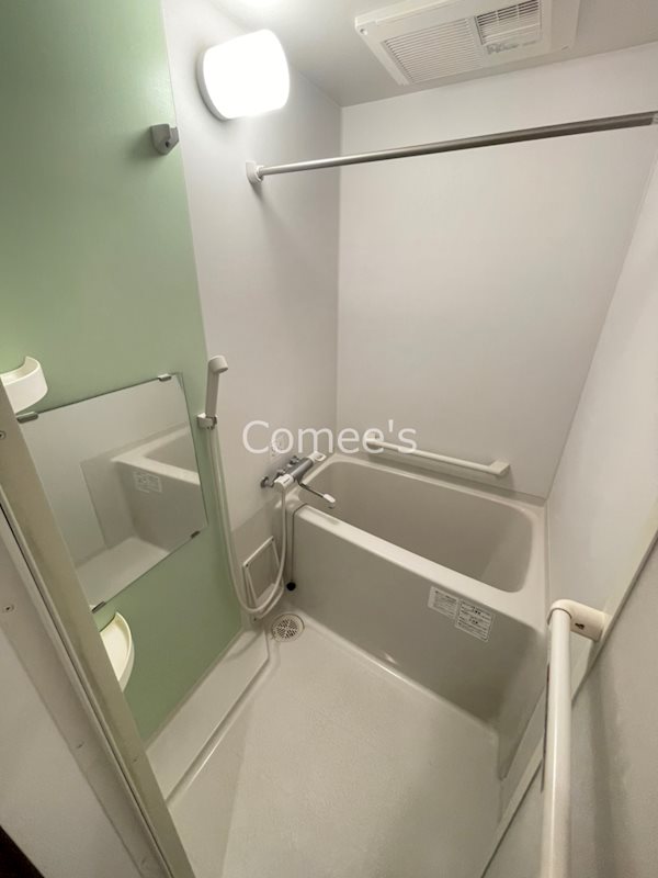 バス・シャワールーム　バスルーム