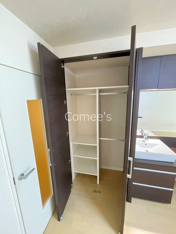 収納　クローゼット