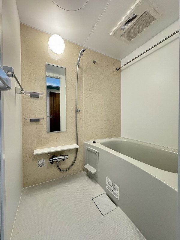 バス・シャワールーム