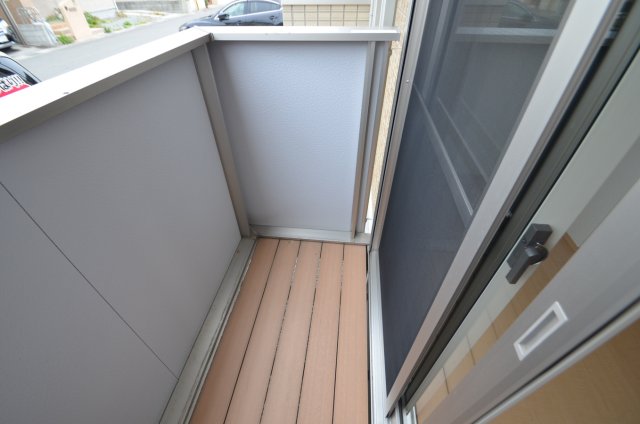 バルコニー　東向きバルコニー