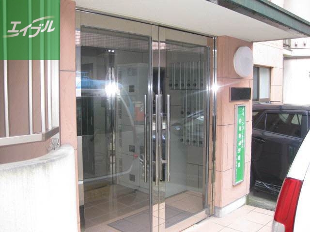 エントランス　エントランス部分