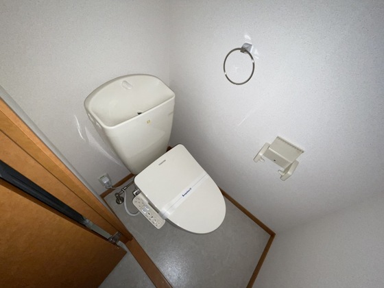 トイレ　※別部屋の写真です