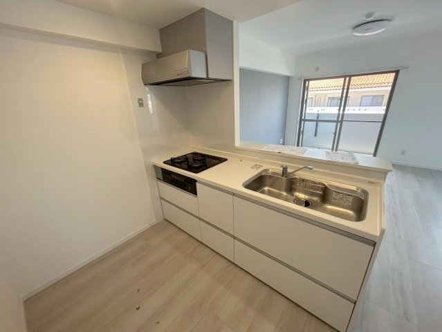 キッチン　Ｒ.Ｙ（ＰＫ）★那覇市天久エリア