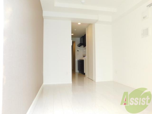 居室・リビング　フローリング張りのお部屋です。