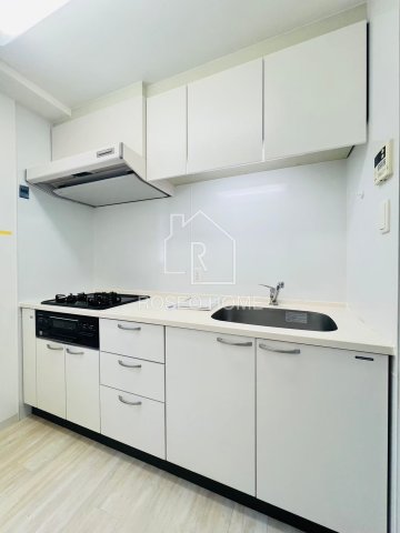 キッチン　同マンション別部屋：参考写真