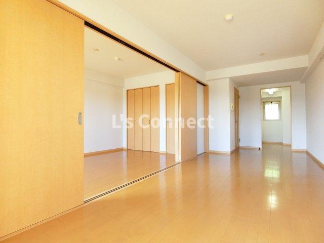 その他部屋・スペース　居室と寝室を分けて生活できる１ＬＤＫ。