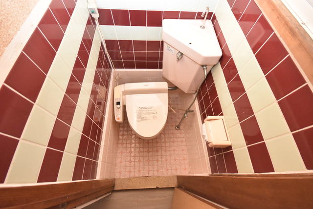 トイレ　トイレ