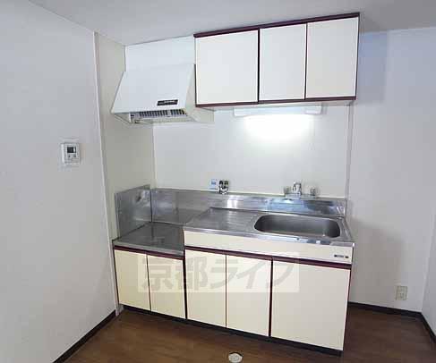 キッチン　２口ガスコンロ設置可のキッチンです。